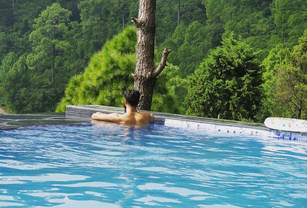 Blue Pine Resort Lansdowne Εξωτερικό φωτογραφία