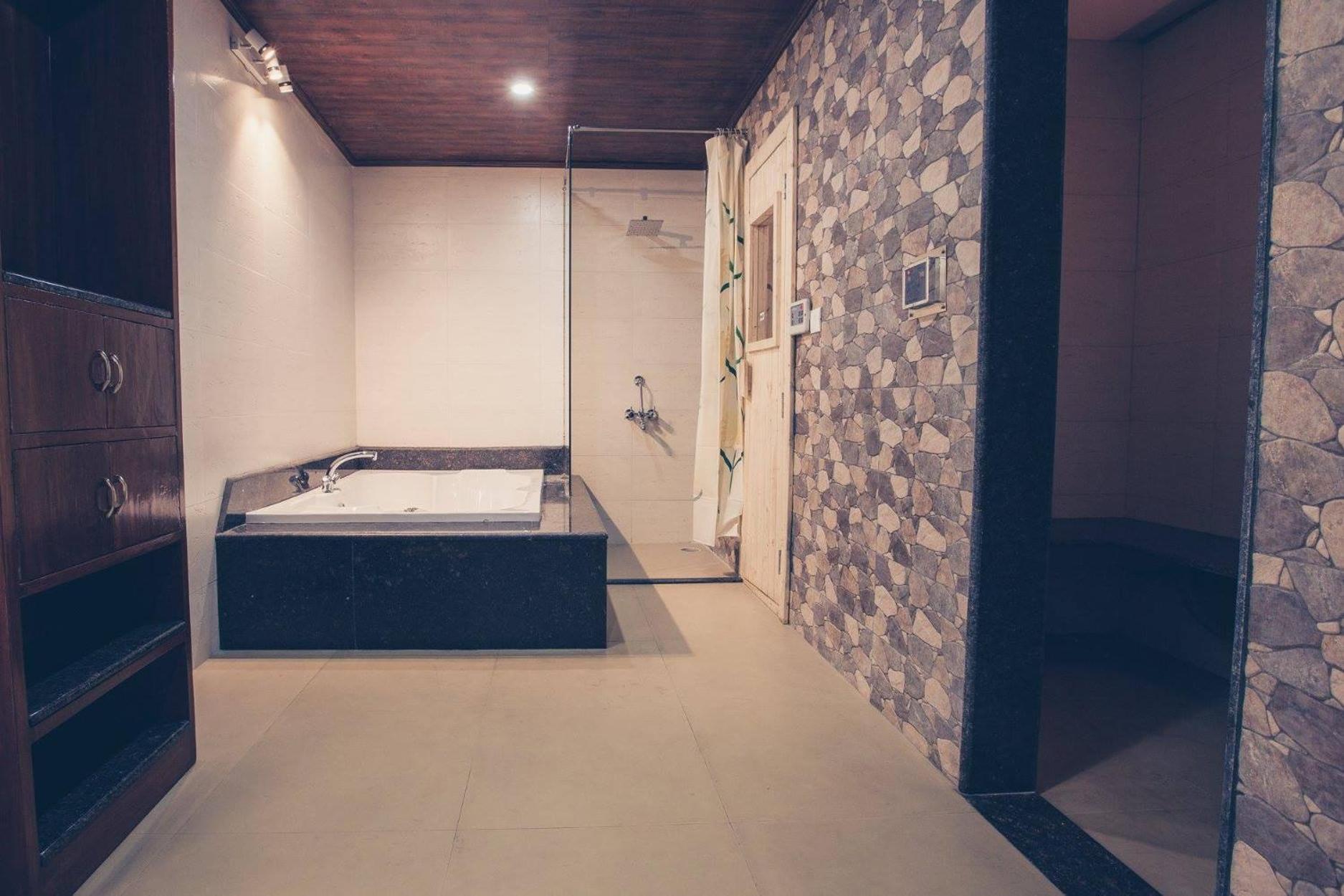Blue Pine Resort Lansdowne Εξωτερικό φωτογραφία