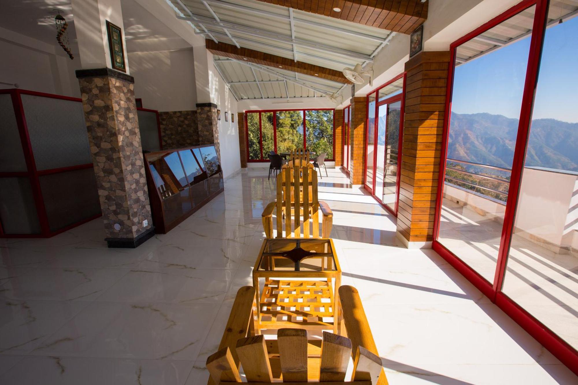 Blue Pine Resort Lansdowne Εξωτερικό φωτογραφία