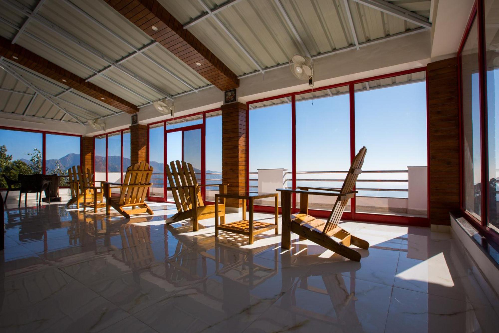 Blue Pine Resort Lansdowne Εξωτερικό φωτογραφία