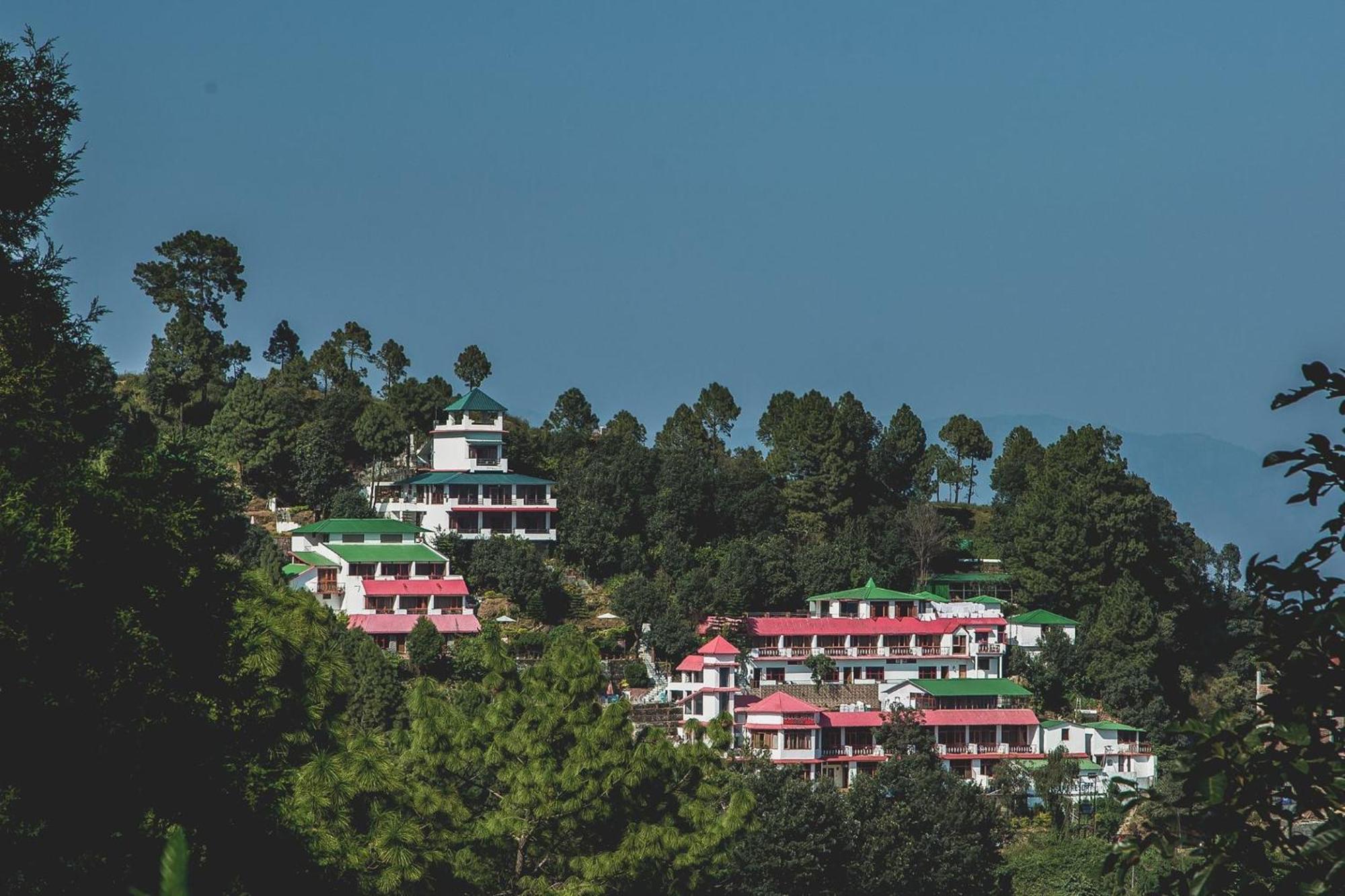 Blue Pine Resort Lansdowne Εξωτερικό φωτογραφία